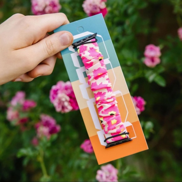 Apple Watch Band Hot Pink Floral NWT - Picture 2 of 6